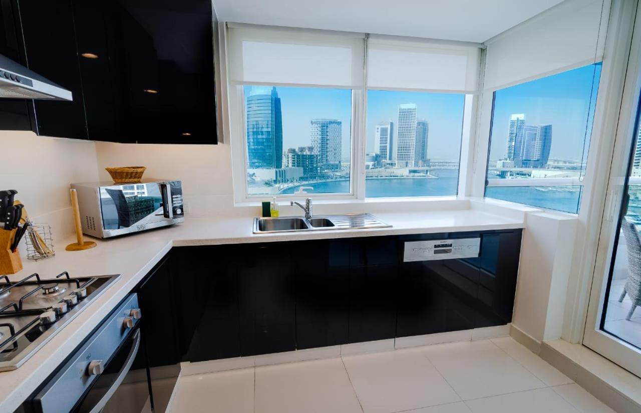 Waterfront Downtown- Damac Maison Canal View Dubái Exterior foto