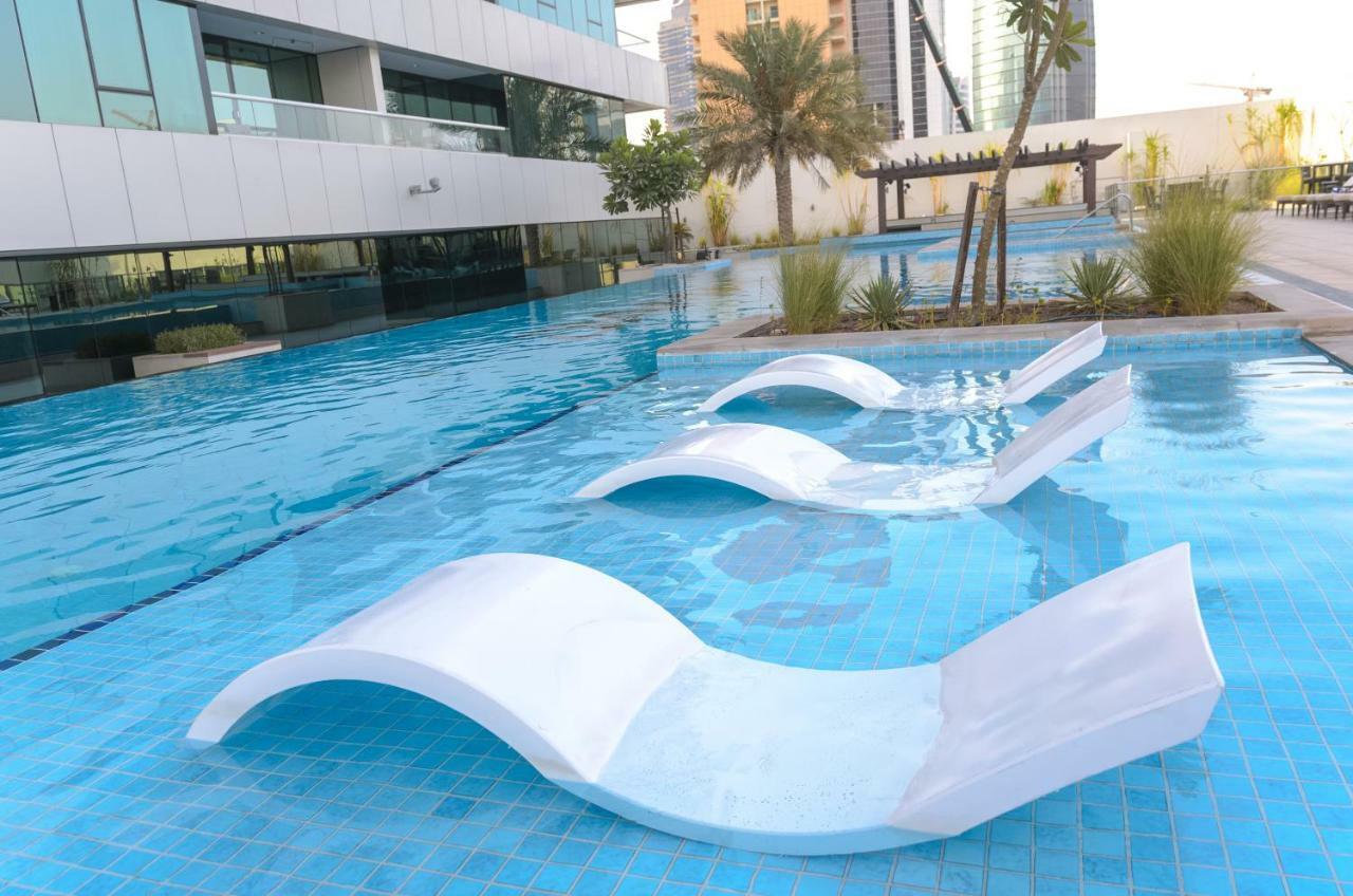 Waterfront Downtown- Damac Maison Canal View Dubái Exterior foto